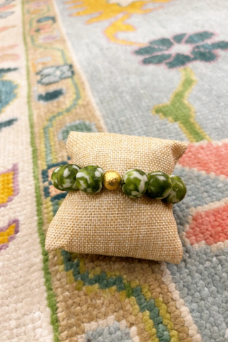 Green & White Recycled Glass Bead Stretch Bracelet Brass