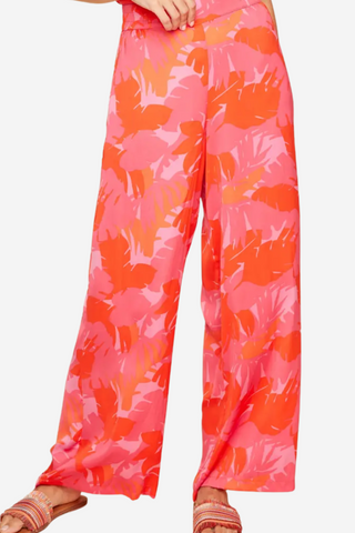 Airflow Drawstring Wide Leg Pant