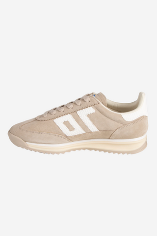 Barkley Strike Sneaker in Sand